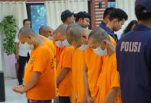 Heboh! Pabrik Skincare Palsu di Bekasi Pakai Tepung Tapioka, Omzet Tembus Rp1,2 Miliar!