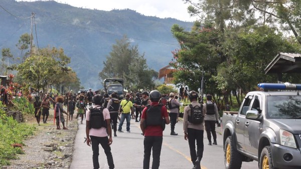 Pilkada Berdarah di Puncak Jaya! 2 Tewas, 215 Luka, Bentrok Balas Dendam Kian Mencekam