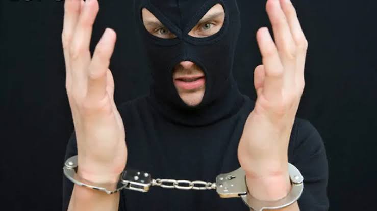 Pembobol ATM Rp400 Juta di Wajo Buron Lintas Pulau, Ditangkap di Manado Bersama Pacar yang Terima Uang Curian