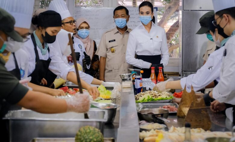 Bukan Sekadar Wisata! Kemenpar Cetak Tenaga Gizi untuk Indonesia Emas 2045