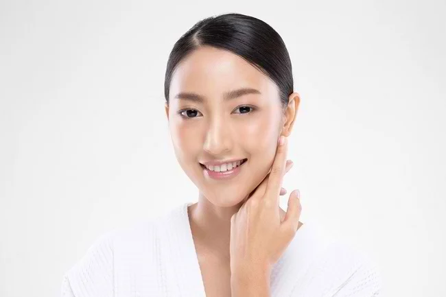 Waspada Bahaya Skincare Abal-Abal, Ini Panduan Lengkap Memilih Produk Aman dan Sehat