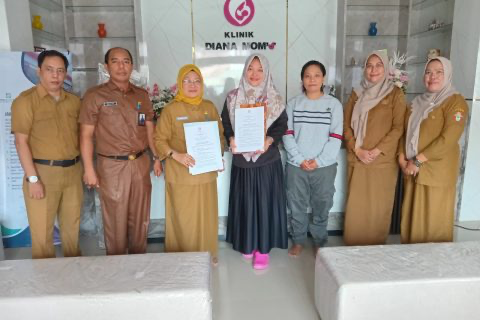 Terobosan Baru Di Wajo, Urus Akta Hingga KK Kini Cukup Lewat Klinik dan Genggaman Ponsel dengan IKD-CARE