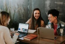 Siap Hadapi AI: Ini 5 Skill Wajib yang Harus Dimiliki Gen Z dan Milenial agar Tetap Relevan di Dunia Kerja