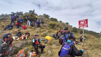 Di Balik Kemeriahan HUT RI di Bawakaraeng, 25 Pendaki Dilarikan ke Posko karena Hipotermia dan Asam Lambung