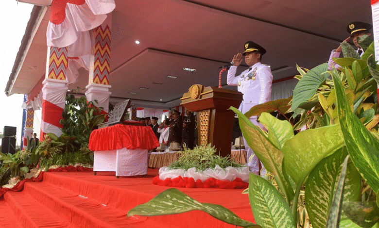 Pesan Bupati Wajo Saat Jadi Inspektur Upacara HUT ke-80 RI: Jadikan Momen Ini Semangat Bersatu