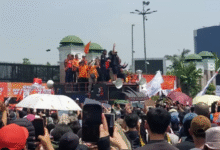 Demo Lanjutan 28 Agustus di Depan DPR, Massa Tuntut Turunkan Tunjangan hingga Lengserkan Sri Mulyani