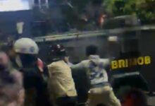 Kronologi Ojol Tewas Dilindas Rantis Brimob di Jakarta, Sempat Antar Makanan Sebelum Tragedi