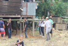 Marakka Bola, Tradisi Unik Masyarakat Bugis yang Mengangkat Rumah Seutuhnya