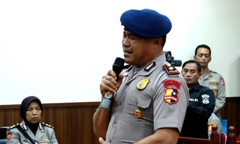 Polri Tegas! Kompol Cosmas Dipecat dari Korps Brimob Akibat Kasus Ojol Terlindas Rantis