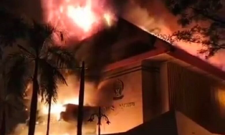 Meskipun besaran nilai klaimnya belum diketahui, Dewi menegaskan bahwa jumlahnya kemungkinan tidak akan sebesar total biaya perbaikan yang dibutuhkan. “Tentunya tidak sebesar dari kebutuhan ya. Pasti lebih rendah,” ujarnya pada Selasa (16/9/2025).