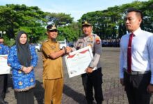 Gubernur Sulsel Beri Penghargaan 7 Polisi Penyelamat Bilqis